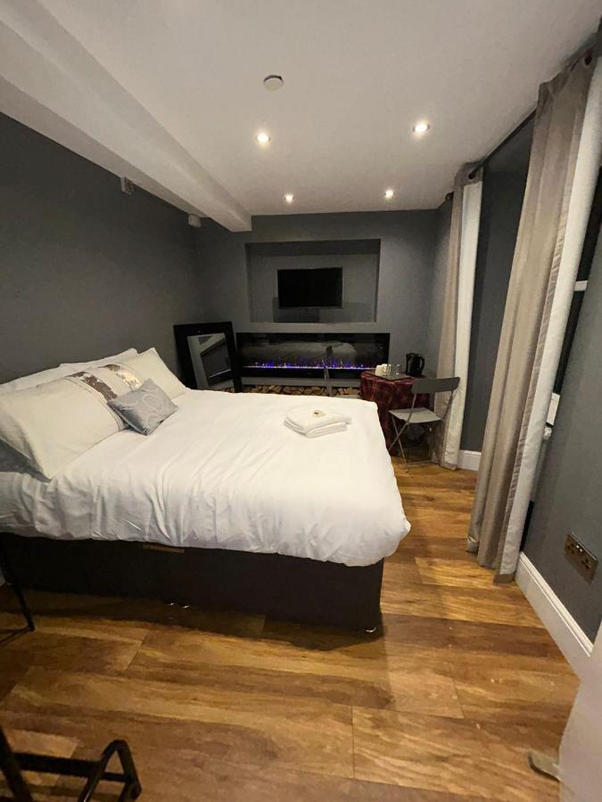 Cosy Double Bed With Fire Place Apartment Edinburgh Exterior photo